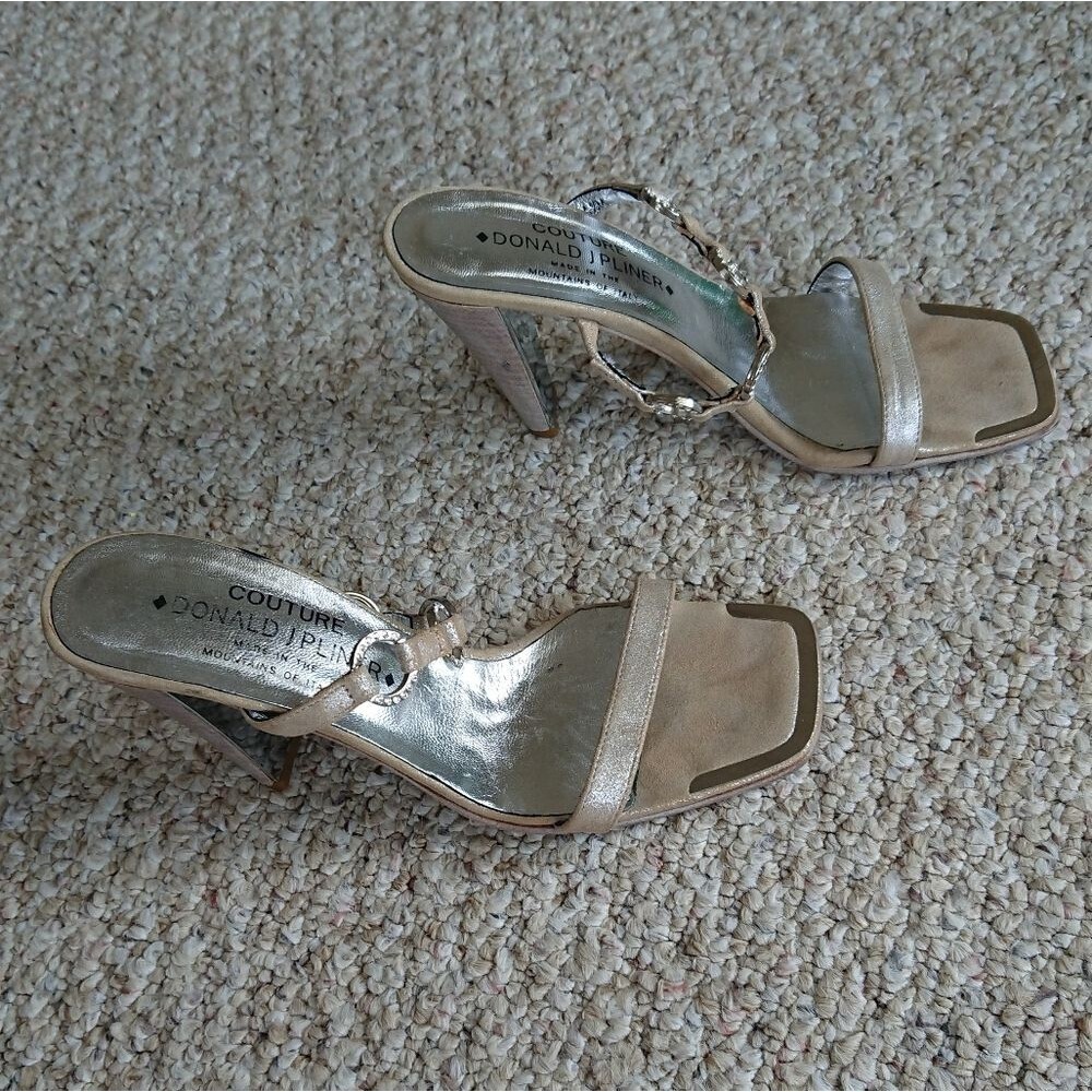 Donald J. Pliner Gold Heels